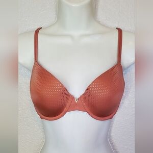 32D Victoria's Secret Lined Perfect Cover Seamless Bra in Canyon Rose